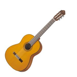 YAMAHA CG142C Cedar Top Classical Guitar
