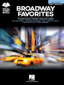 HAL LEONARD BROADWAY Favorites Men's Edition For Piano/vocal/guitar