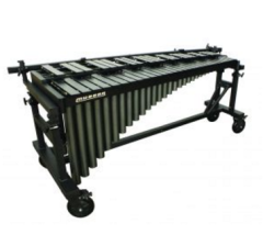 MUSSER 4.3 Octave Marimba W/kelon Bars & Performer Field Frame (black)