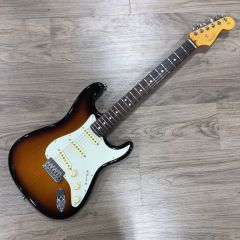 FENDER AMERICAN Pro Ii Stratocaster 2 Colour Sunburst Used