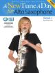 MUSIC SALES AMERICA A New Tune A Day For Alto Saxophone Book 1 With Online Audio & Video