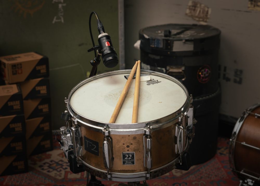 LA-408 SNARE MIC | LARGE DIAPHRAGM FET CONDENSER MIC FOR SNARE