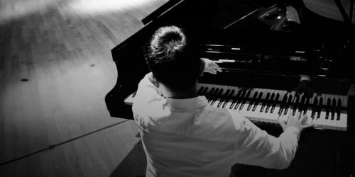 January Clearance Piano Sale