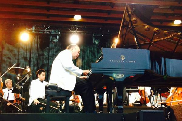Steinway Music Envelops Whistler Mountain
