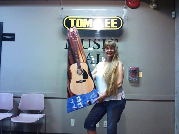 Tom Lee Music Customer Appreciation Day Prize Giveaways