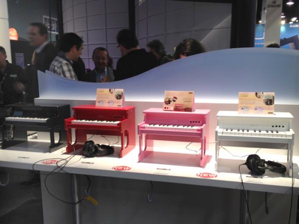NAMM 2014 - Korg Tiny Digital Pianos