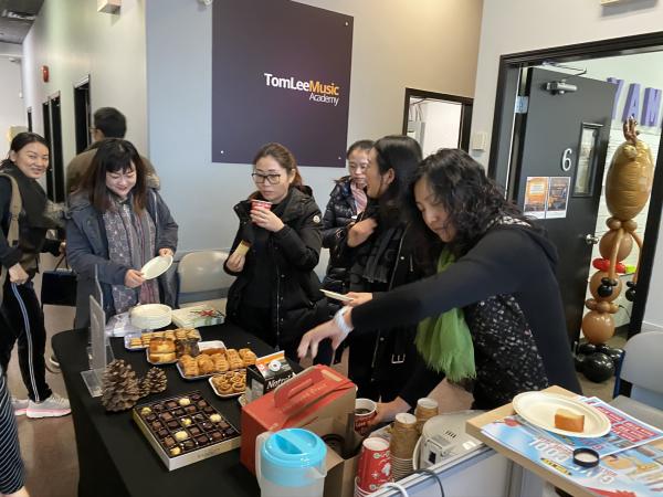 Christmas Party for Adult Pop Guitar and Keyboard Classes