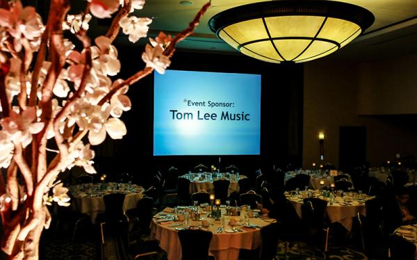 Puttin’ On The Glitz Gala Fundraiser