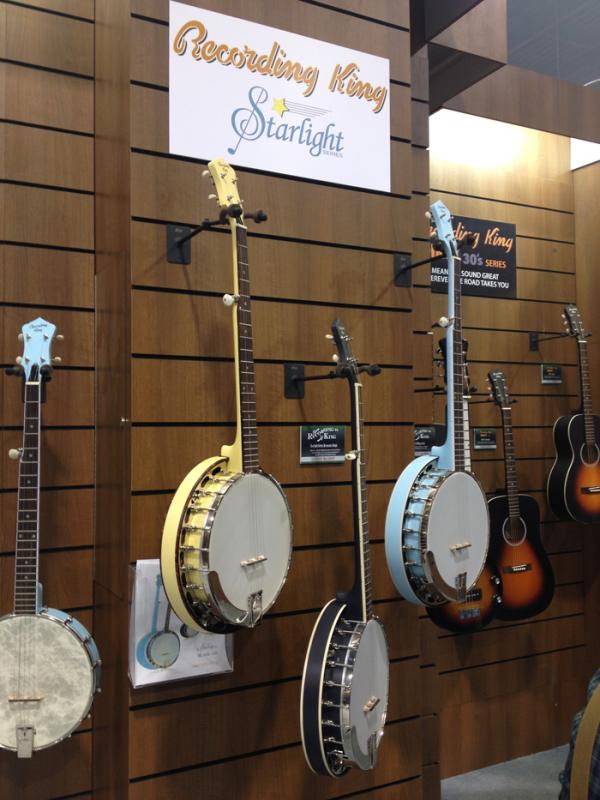 NAMM 2014 - New Banjos