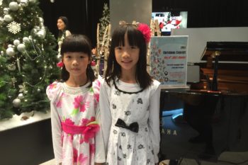 Christmas Performance at Metrotown Avion RBC Boutique